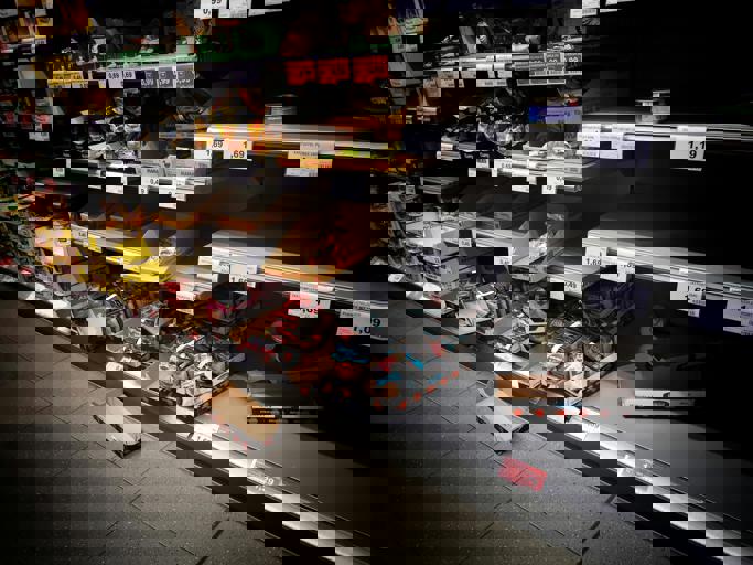 Retail Shakeup: National Grocery Chain Announces Sudden Closure of Dozens of Stores